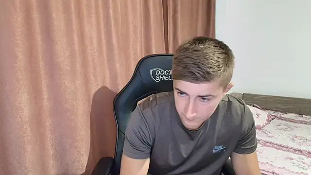 Snapshot of Todhorny9873 chatting on February 2025 06:33:01 AM Todhorny9873 online show from February 2025 06:33:01 AM