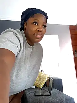 Snapshot of SWEETDOLLY29XX chatting on November 2025 09:35:01 AM SWEETDOLLY29XX online show from November 2025 09:35:01 AM