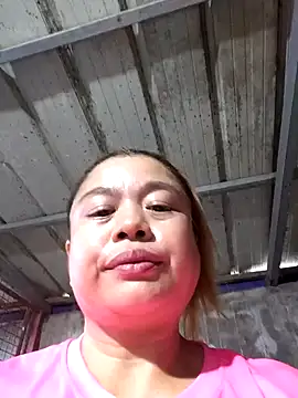 Kariebabe online show from October 2025 12:53:02 AM