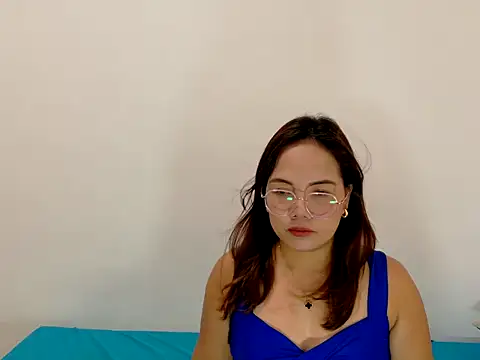 BURBERRY69 online show from March 2026 06:48:02 AM