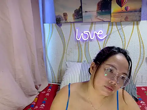 BURBERRY69 online show from March 2026 11:30:01 PM