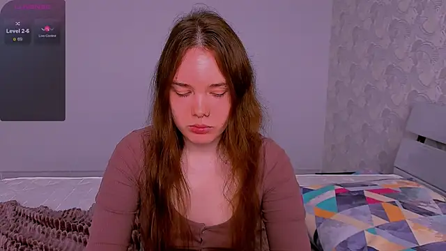 Janie JJ Curvie online show from April 2026 03:24:01 AM