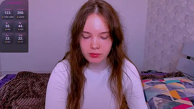 Janie JJ Curvie online show from April 2026 02:47:02 AM