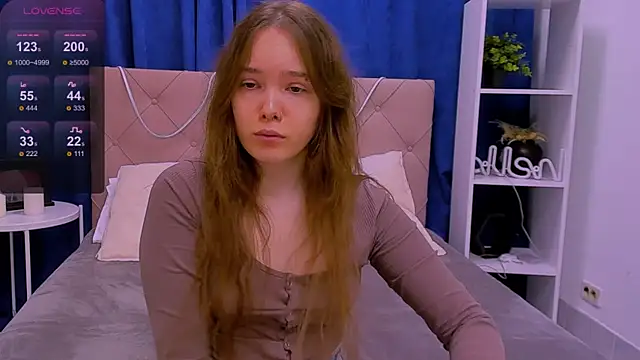 Janie JJ Curvie online show from March 2026 01:23:01 AM