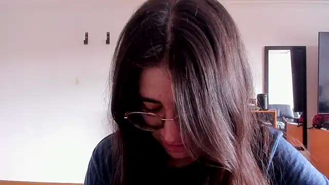 HazelKush online show from January 2026 02:09:02 PM