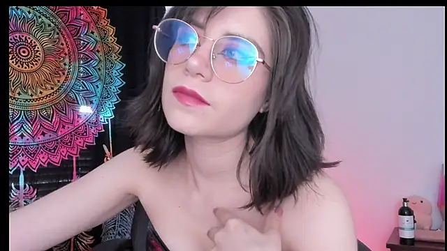 HazelKush online show from March 2025 09:16:01 PM