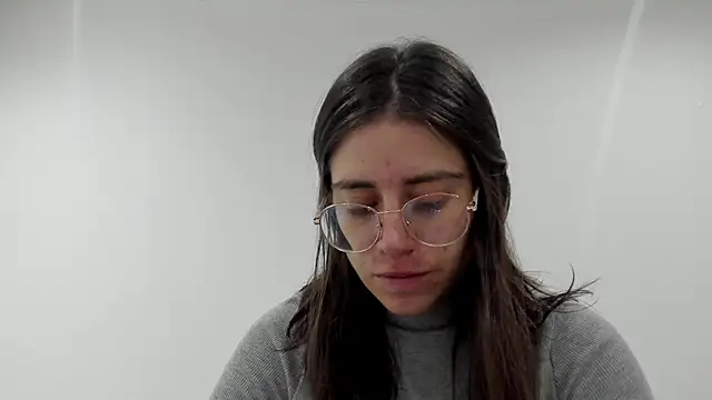 Snapshot of HazelKush chatting on November 2025 10:47:01 PM HazelKush online show from November 2025 10:47:01 PM