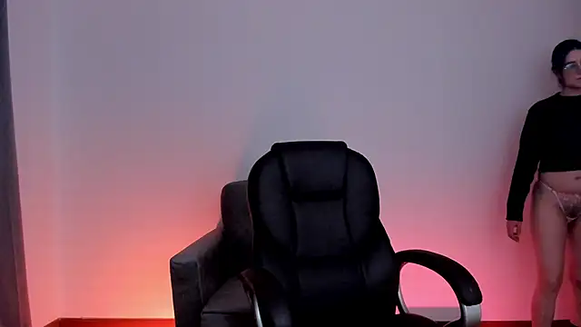 Snapshot of HazelKush chatting on November 2025 09:51:02 PM HazelKush online show from November 2025 09:51:02 PM