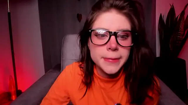 HazelKush online show from February 2026 10:53:01 PM