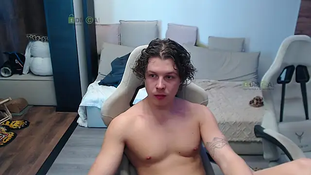 Sunny-Girl1 online show from February 2026 11:21:01 AM