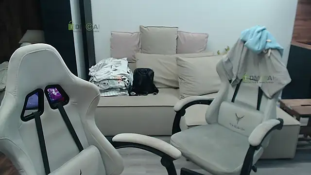 Sunny-Girl1 online show from November 2025 07:01:01 AM