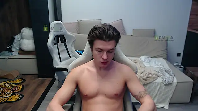 Sunny-Girl1 online show from January 2026 07:23:01 AM