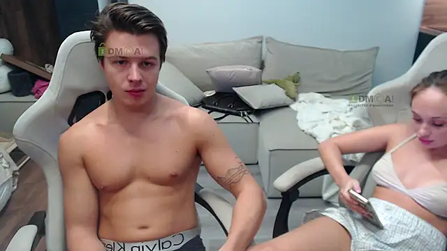 Sunny-Girl1 online show from October 2025 07:30:02 AM