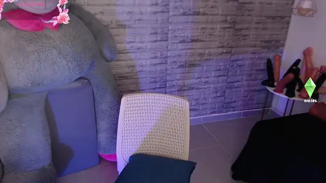 TinnaCobb online show from February 2026 03:34:02 PM