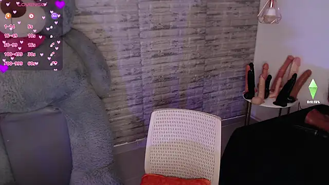 TinnaCobb online show from April 2026 04:12:02 PM