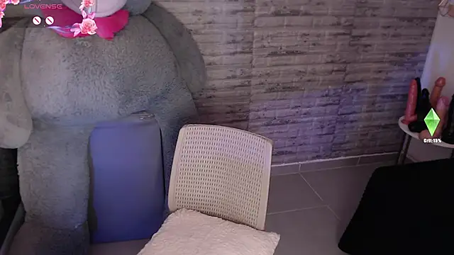 TinnaCobb online show from March 2026 03:59:01 PM