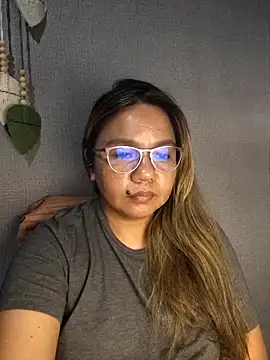 ambersmile online show from March 2026 12:43:01 PM