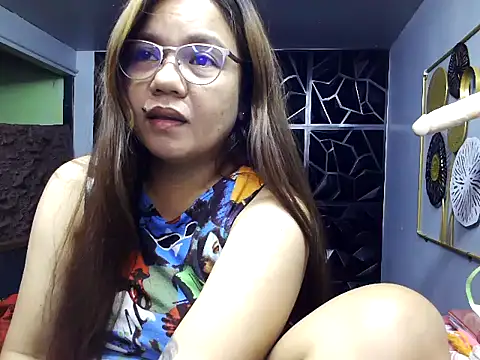 ambersmile online show from March 2025 03:36:02 PM