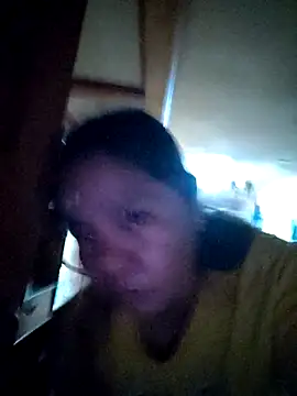 ambersmile online show from October 2025 09:38:02 PM