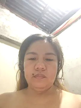 Snapshot of ambersmile chatting on November 2025 10:35:01 PM ambersmile online show from November 2025 10:35:01 PM