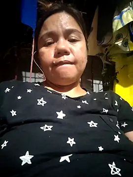 Snapshot of ambersmile chatting on November 2025 12:09:01 PM ambersmile online show from November 2025 12:09:01 PM