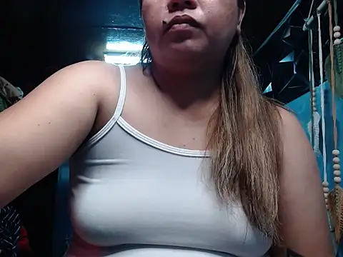 Snapshot of ambersmile chatting on January 2026 01:17:02 PM ambersmile online show from January 2026 01:17:02 PM