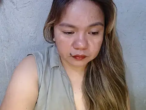 Snapshot of ambersmile chatting on February 2026 11:48:01 PM ambersmile online show from February 2026 11:48:01 PM