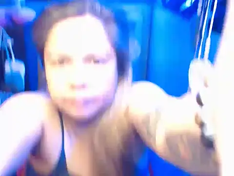 Snapshot of ambersmile chatting on October 2025 08:29:01 PM ambersmile online show from October 2025 08:29:01 PM