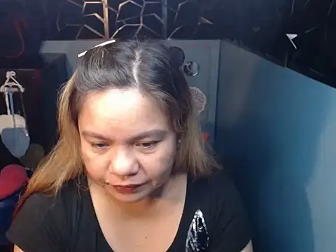 ambersmile online show from October 2025 10:43:02 PM