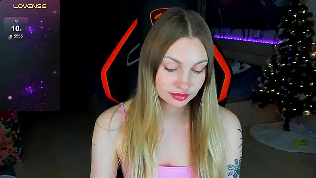 BiMolly online show from February 2026 11:32:02 PM