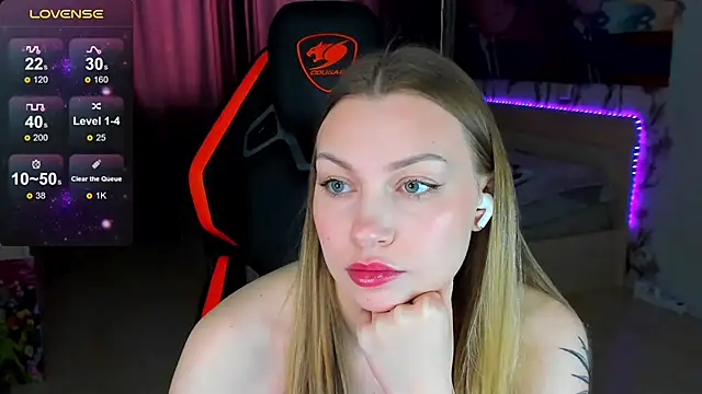 BiMolly online show from February 2026 11:43:01 AM