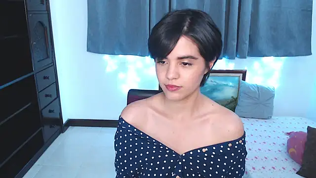 mia collins x online show from April 2026 02:36:02 AM