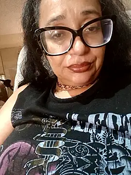 PichyPrettyPussy online show from October 2025 07:04:01 PM