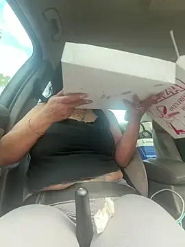 PichyPrettyPussy online show from February 2026 08:32:02 PM