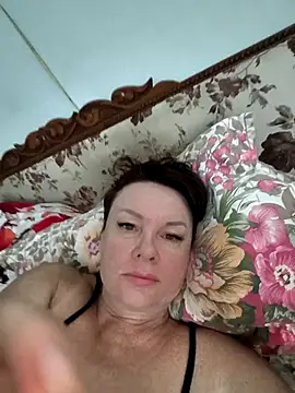 Snapshot of _lady_red_ chatting on October 2025 06:25:01 AM lady red online show from October 2025 06:25:01 AM
