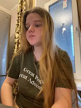 Snapshot of -MimmiLissa- chatting on October 2025 01:22:02 PM -MimmiLissa- online show from October 2025 01:22:02 PM