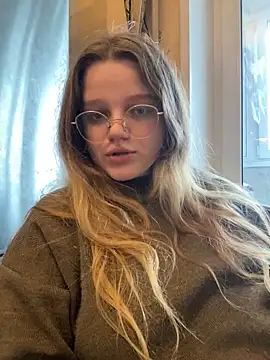 -MimmiLissa- online show from May 2026 12:06:01 PM