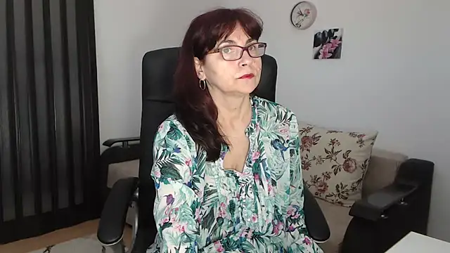 Snapshot of helua54 chatting on March 2025 07:55:02 AM helua54 online show from March 2025 07:55:02 AM