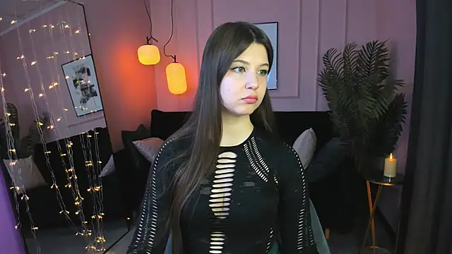 ElizaMild online show from March 2026 01:14:01 PM