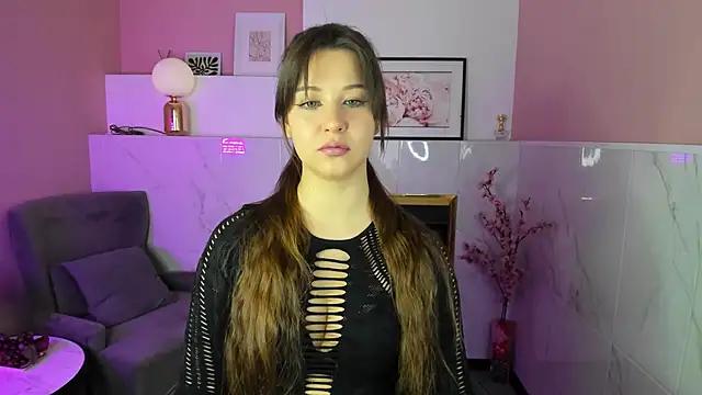 Snapshot of ElizaMild chatting on November 2025 01:12:02 PM ElizaMild online show from November 2025 01:12:02 PM