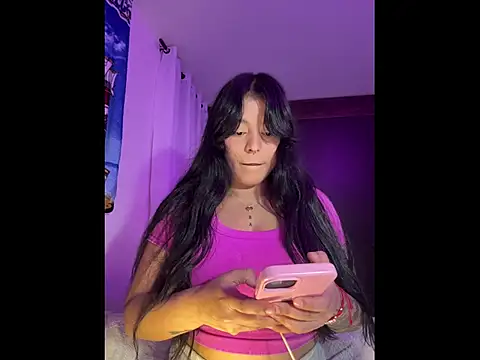 Snapshot of Naiara_sex chatting on November 2025 04:39:02 AM Naiara sex online show from November 2025 04:39:02 AM