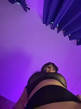 Snapshot of Naiara_sex chatting on February 2026 10:32:02 PM Naiara sex online show from February 2026 10:32:02 PM