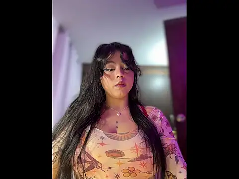 Snapshot of Naiara_sex chatting on November 2025 03:43:01 AM Naiara sex online show from November 2025 03:43:01 AM