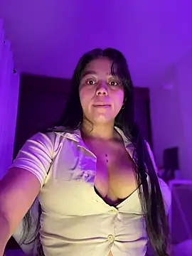 Snapshot of Naiara_sex chatting on November 2025 09:31:01 AM Naiara sex online show from November 2025 09:31:01 AM