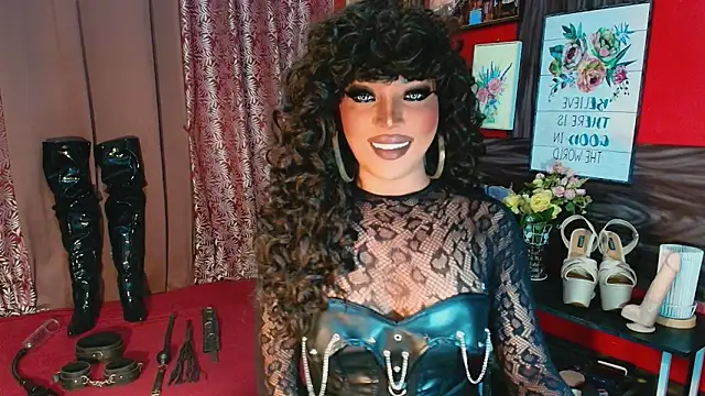 trixxielicious online show from November 2025 02:06:02 PM