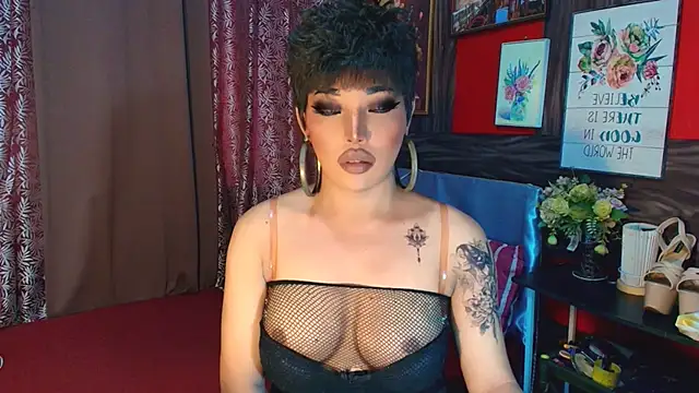 trixxielicious online show from October 2025 08:28:01 AM