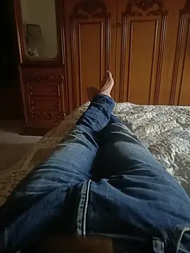 Bobby967 online show from December 2025 09:44:02 AM