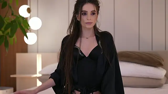 DoviaClaire online show from January 2026 08:07:02 AM