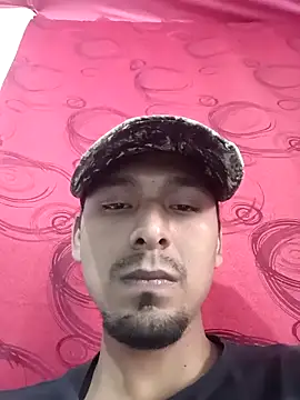 Snapshot of Sirius_5 chatting on March 2025 07:25:01 PM Sirius 5 online show from March 2025 07:25:01 PM