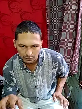 Snapshot of Sirius_5 chatting on February 2025 10:14:02 PM Sirius 5 online show from February 2025 10:14:02 PM